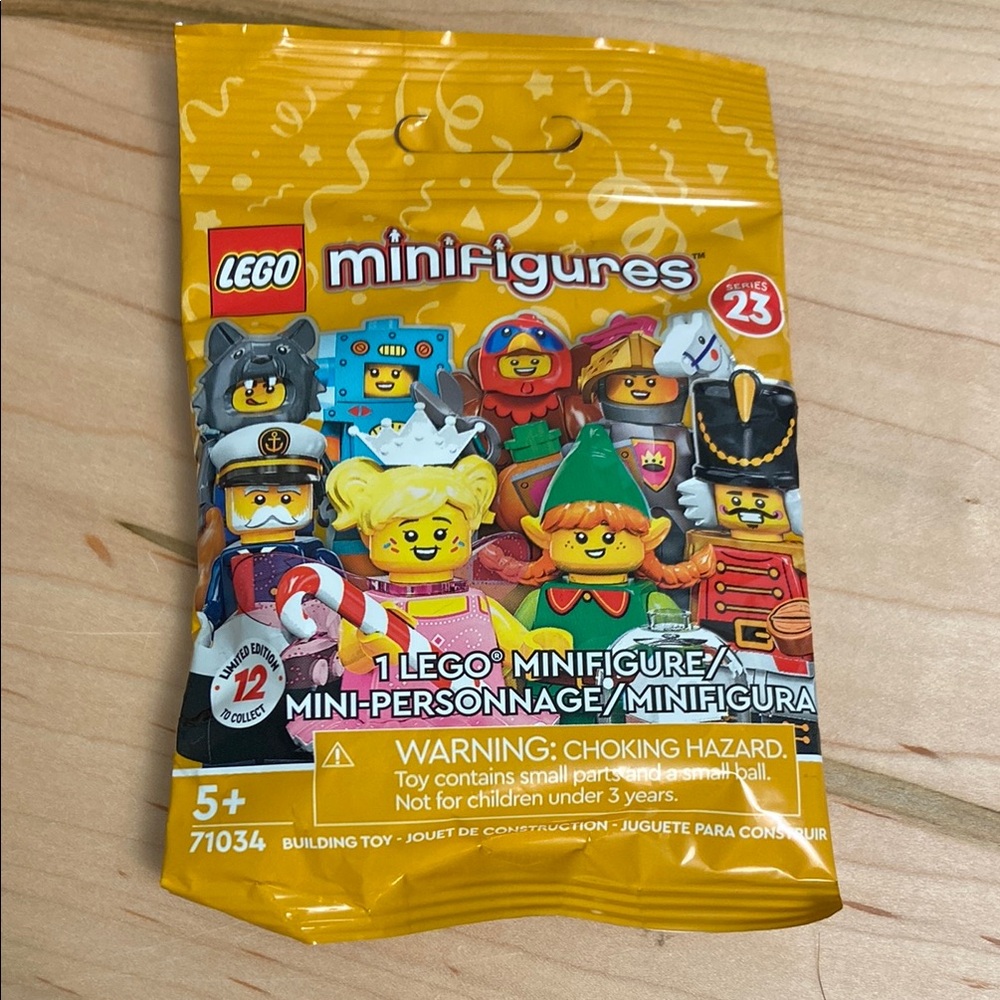 Series 23 - Lego minifigure blind bag